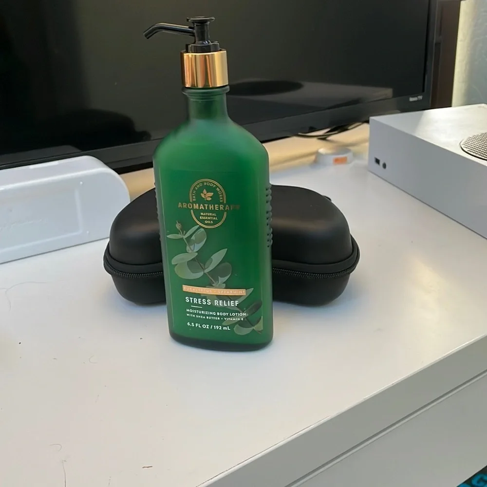 - - Aromatherapy  stress relief moisturizer
